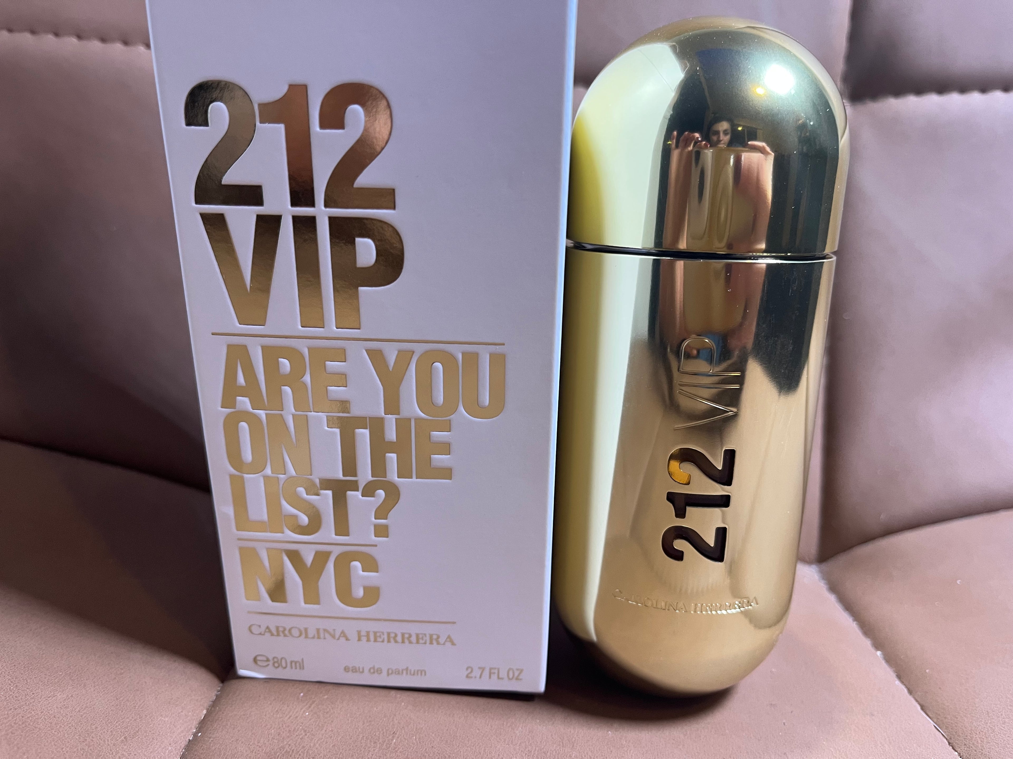 Carolina Herrera 212 VIP Are You On The List? NYC 80ML