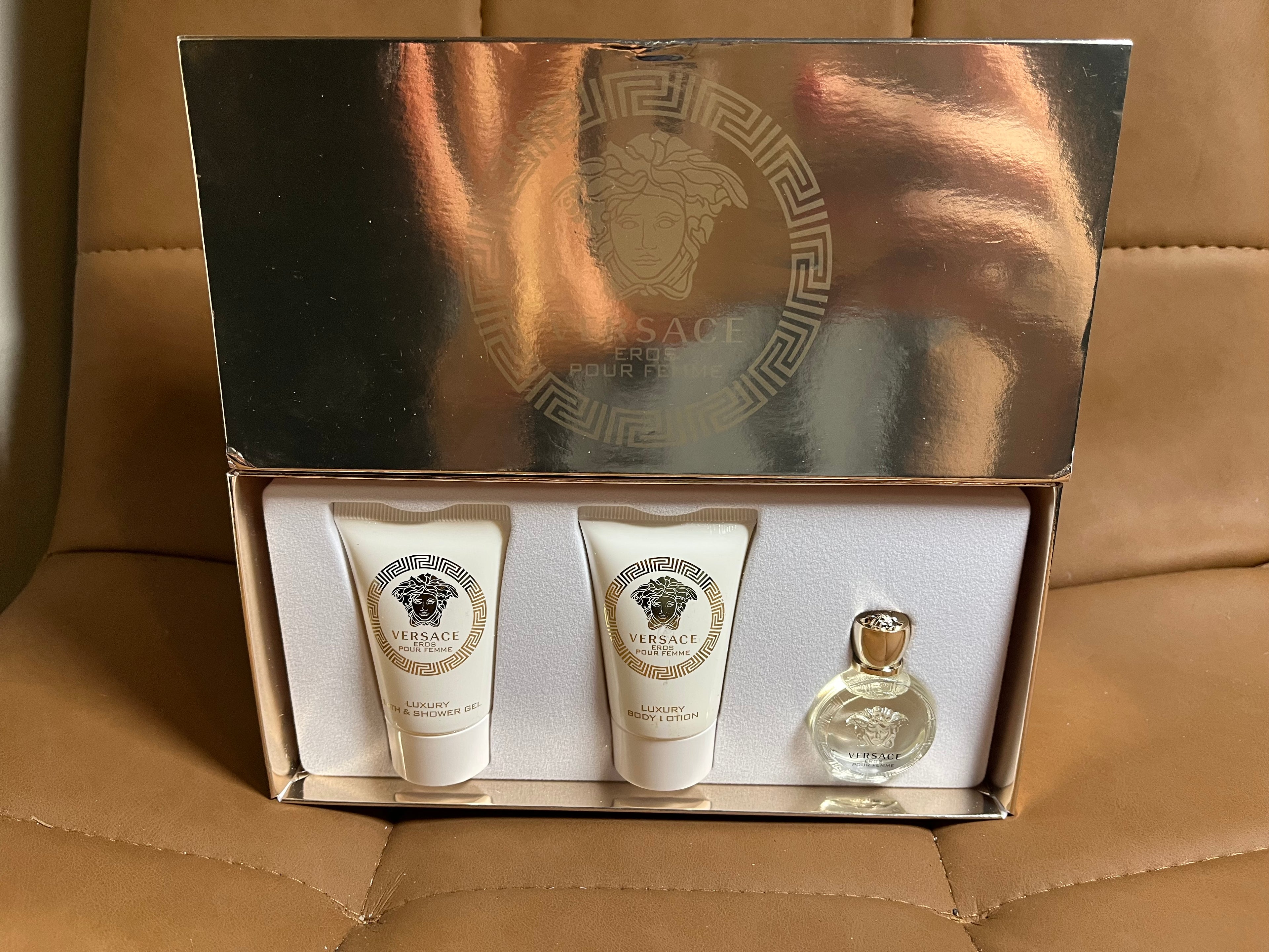 Versace Eros Pour Femme gift set